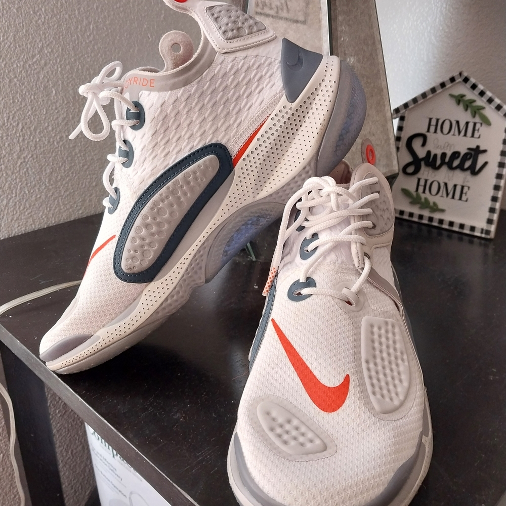 Men Nike Joyride